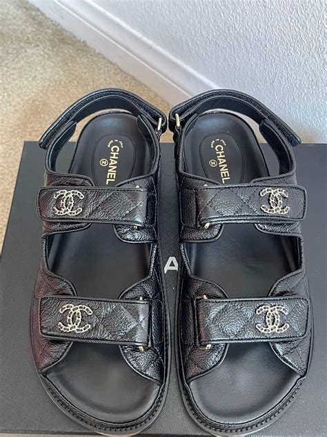 chanel sandals occasion